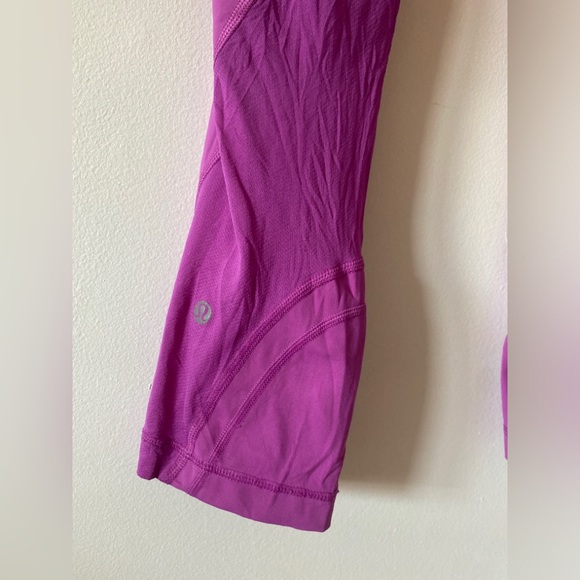 Lululemon Run: Inspire Crop II Size 6 - Picture 4 of 7